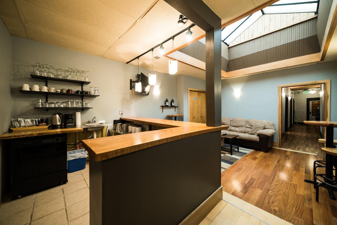 The Walnut Street Inn 布卢明顿 外观 照片