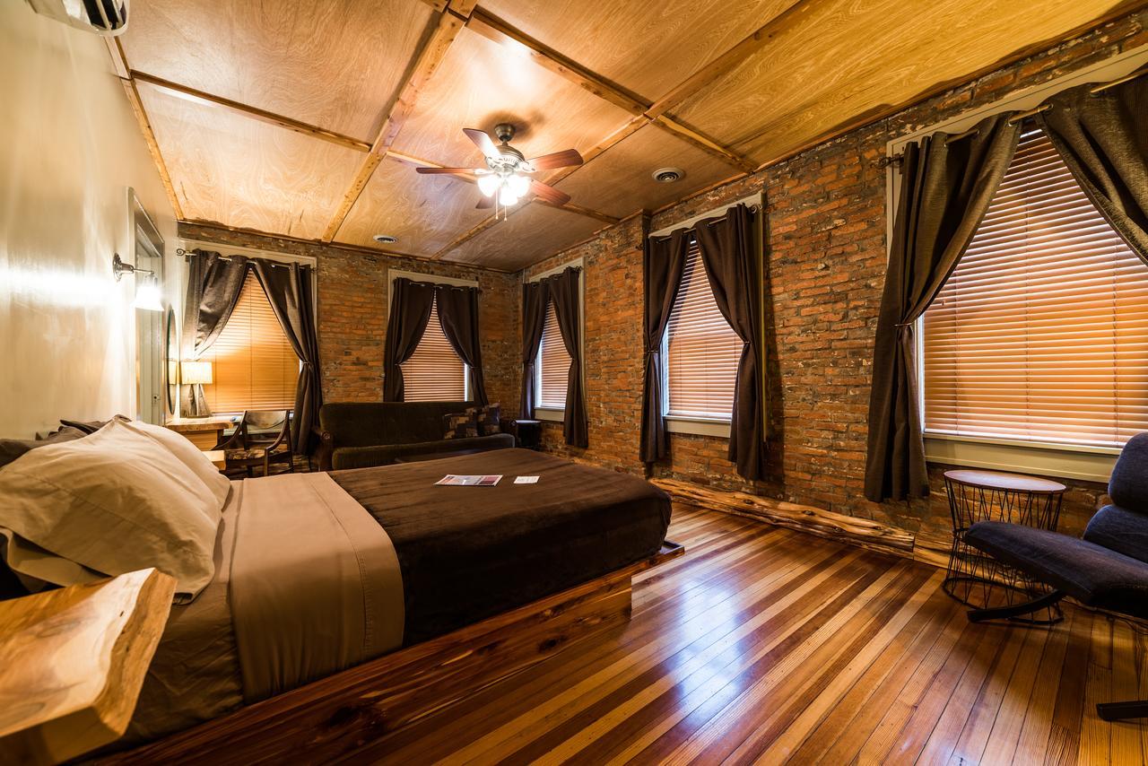 The Walnut Street Inn 布卢明顿 外观 照片