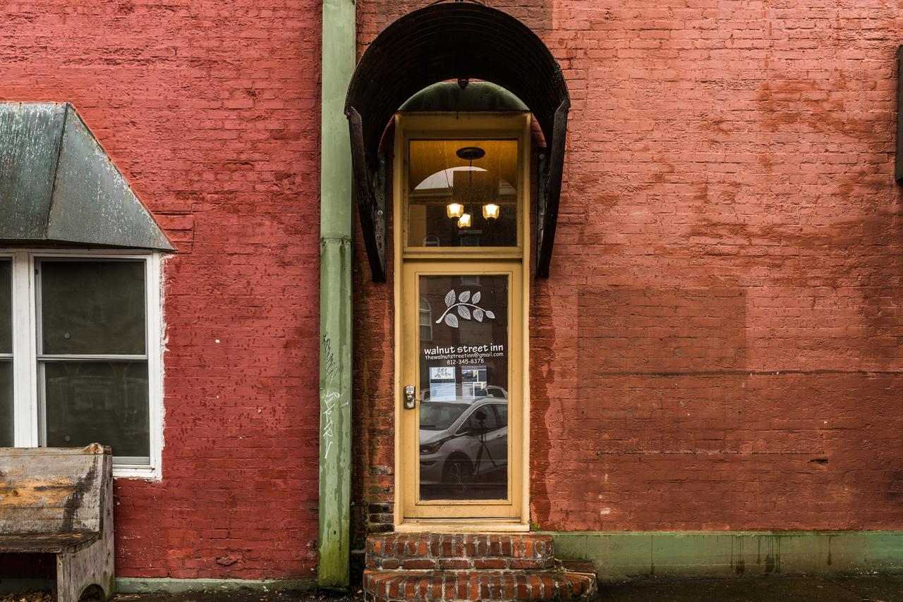 The Walnut Street Inn 布卢明顿 外观 照片