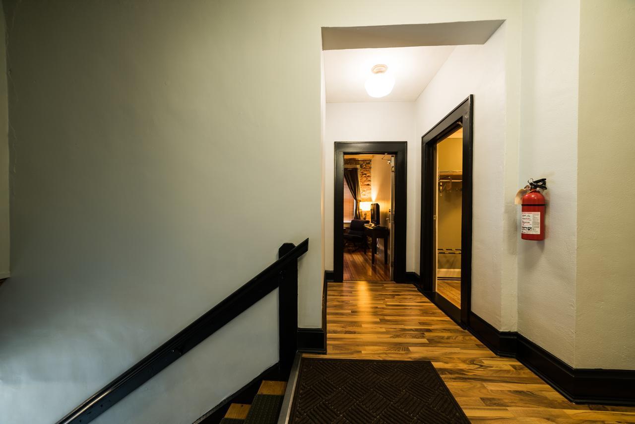 The Walnut Street Inn 布卢明顿 外观 照片